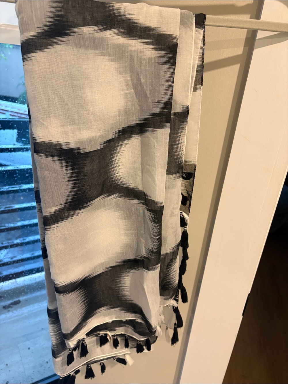Black and White Patterned scarf